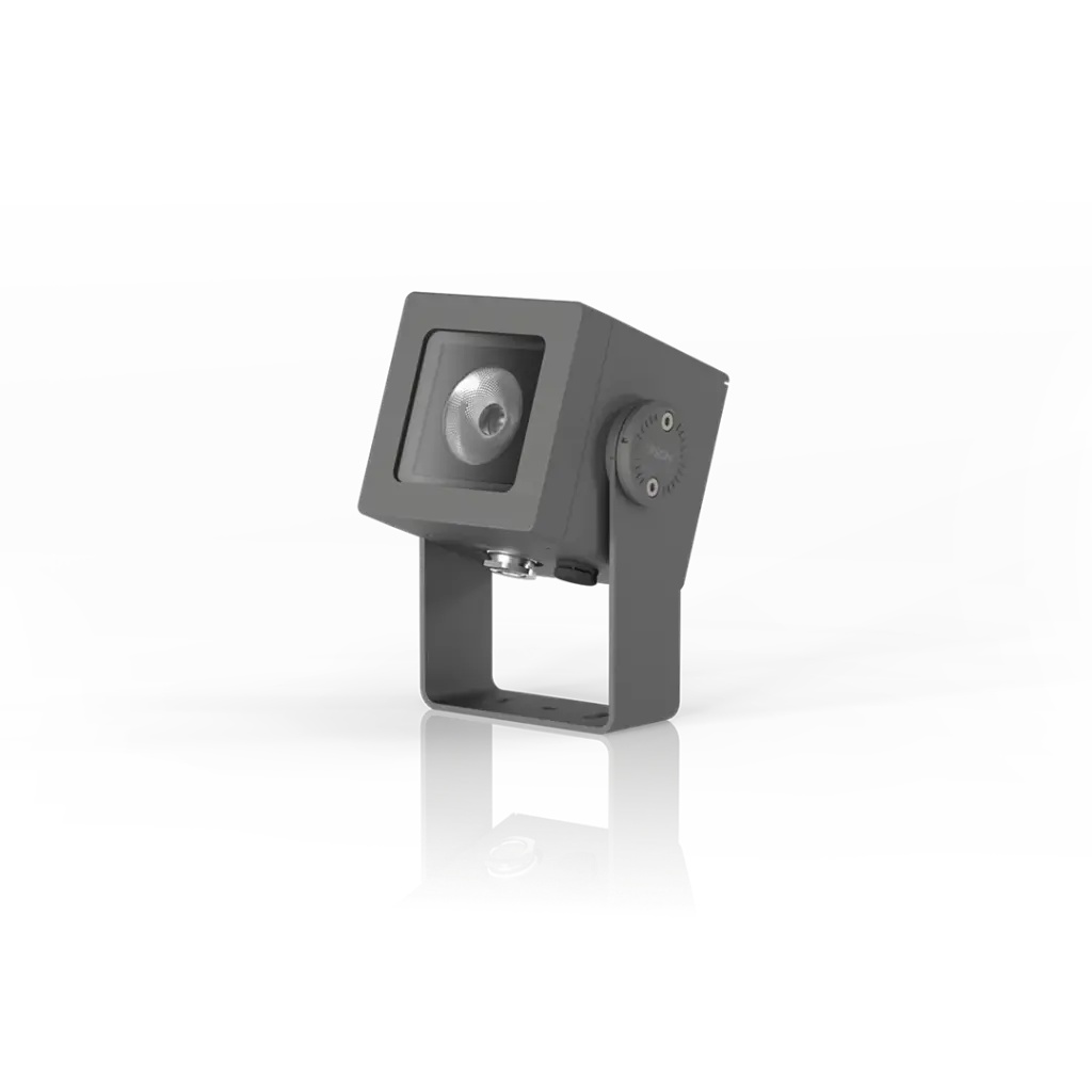 SGM POI-15 Wash Colour Changing Wash Light